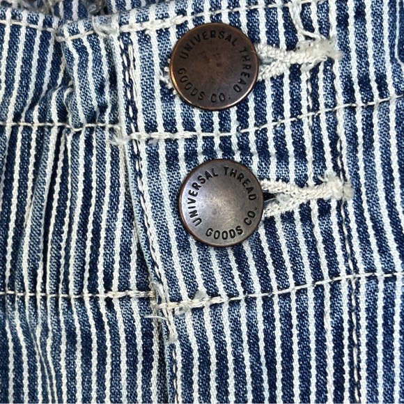 Universal Threads Size 4 Blue White Striped Straight Leg Cropped Paper B… - Picture 3 of 11